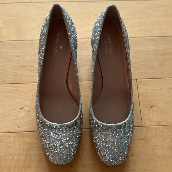 Kate Spade Dolores Silver Glitter Pumps - Gently worn, great condition! - Picture 2 of 6